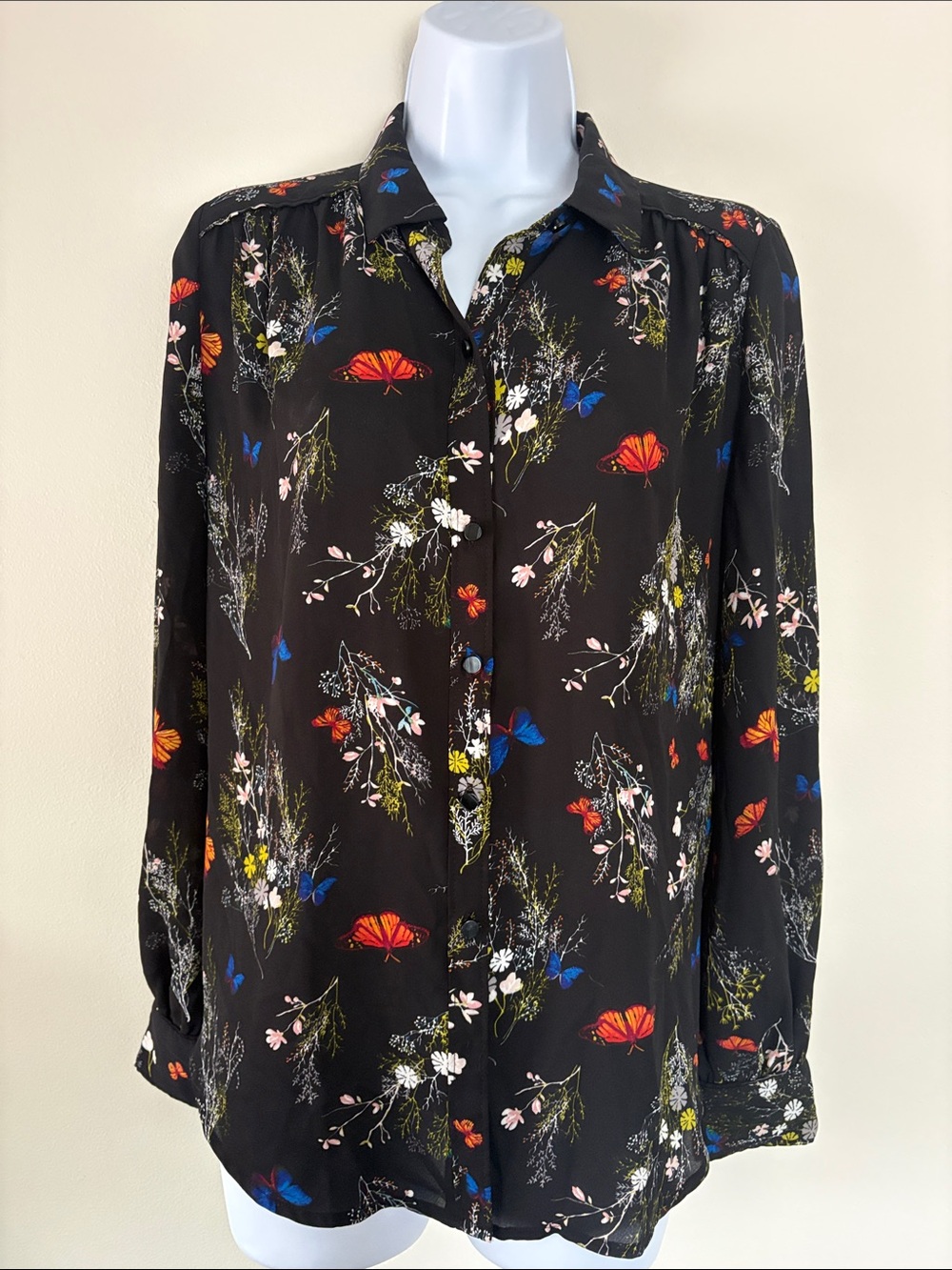 Worthington Shear Black Floral & Butterfly Button-Front Blouse